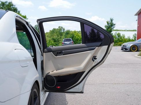 Used 2010 Mercedes-Benz C 63 AMG Sedan image 33