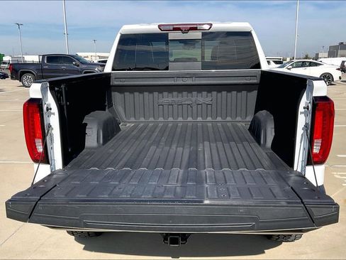 Used 2023 GMC Sierra 1500 AT4X image 36