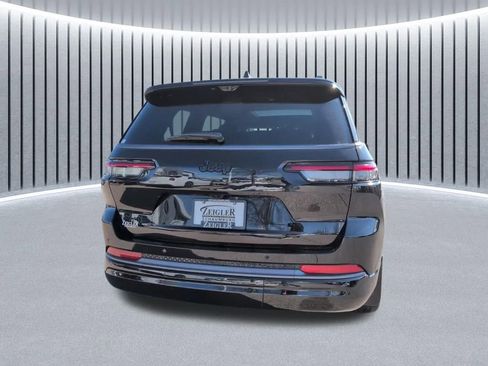 New 2026 Jeep Grand Cherokee L Limited image 9