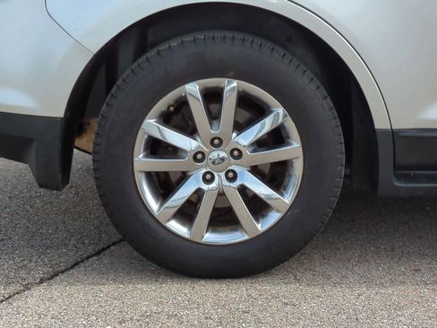 Used 2012 Ford Edge SEL image 13