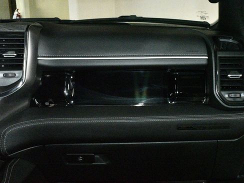 Used 2025 RAM 1500 Limited AWD/4WD image 24