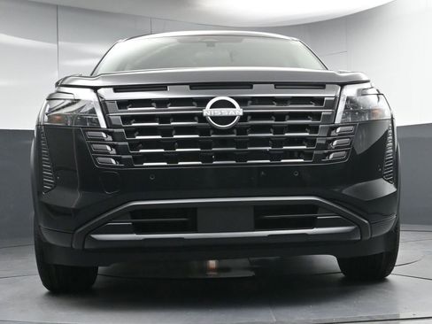 New 2026 Nissan Pathfinder SV image 23