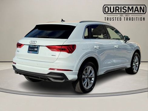 Certified 2025 Audi Q3 2.0T Premium Plus w/ Premium Plus Package image 11