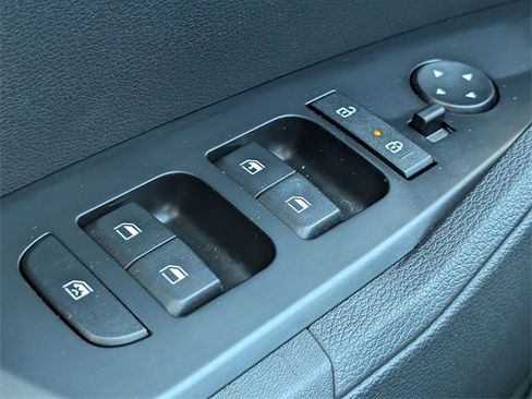 Used 2024 Kia Sportage LX image 21