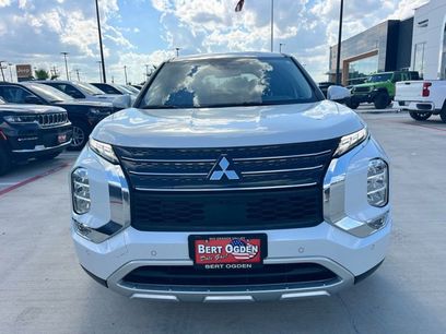 Used 2024 Mitsubishi Outlander SE