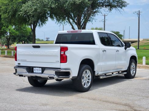 Used 2024 Chevrolet Silverado 1500 LTZ w/ Z71 Off-Road Package AWD/4WD image 5
