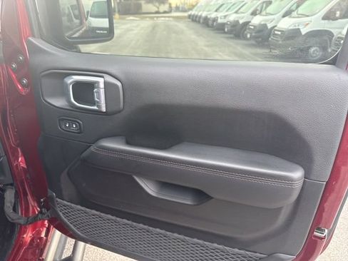 Used 2021 Jeep Wrangler Unlimited Rubicon image 20