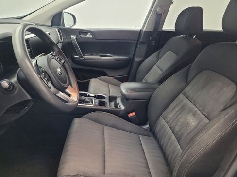 Used 2021 Kia Sportage LX image 17
