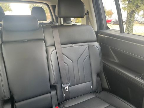 Used 2025 Hyundai Santa Fe SEL image 37