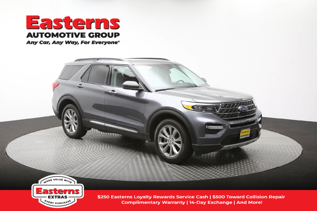 Used 2023 Ford Explorer XLT w/ Equipment Group 202A AWD/4WD image 50
