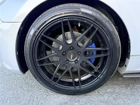 Used 2014 Hyundai Genesis 3.8 RWD image 5