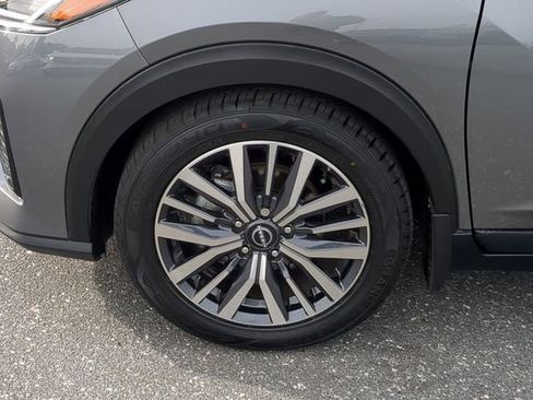 Used 2023 Nissan Kicks SV w/ Interior Electronics Package image 17