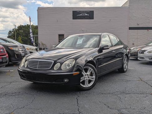 Used 2006 Mercedes-Benz E 350 4MATIC Sedan image 1
