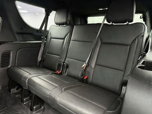 Used 2021 GMC Yukon XL Denali w/ Denali Premium Package image 21