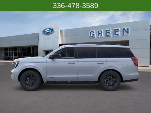 New 2025 Ford Expedition Tremor image 4