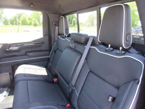 New 2026 GMC Sierra 1500 AT4X AWD/4WD image 14
