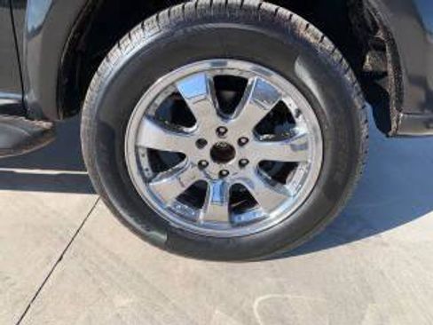 Used 2004 Toyota Tundra Limited RWD image 11