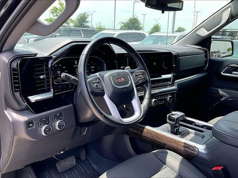 Used 2024 GMC Sierra 1500 Elevation AWD/4WD image 16