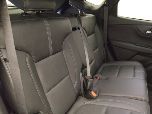 Used 2020 Chevrolet Blazer LT FWD image 19