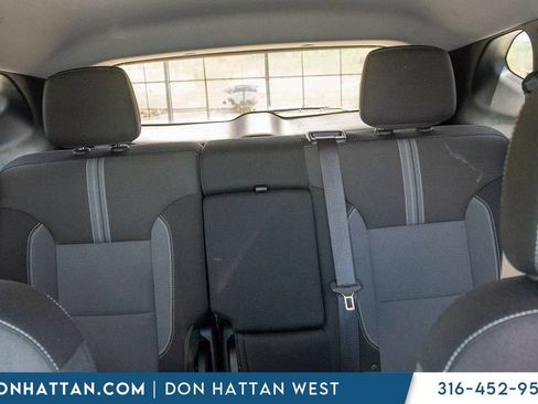 Used 2025 Chevrolet Blazer LT AWD/4WD image 19