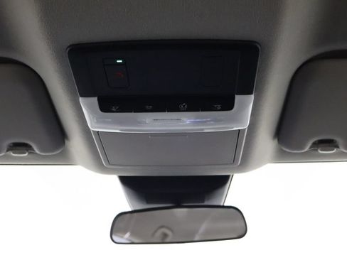Used 2025 Nissan Sentra SV FWD image 23