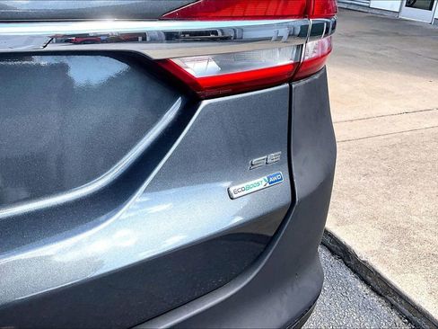 Used 2017 Ford Fusion SE w/ Fusion SE Technology Package AWD/4WD image 7