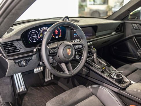 Used 2026 Porsche 911 GT3 w/ Weissach Package RWD image 21