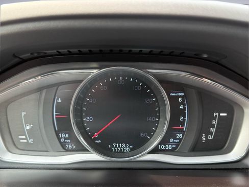 Used 2016 Volvo XC60 T5 Premier w/ Proximity Package AWD/4WD image 30