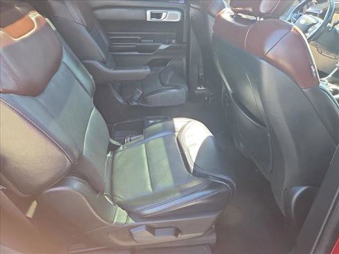 Used 2020 Ford Explorer Platinum w/ Premium Technology Package AWD/4WD image 23