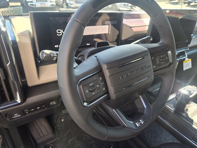 New 2026 GMC Hummer EV SUV w/ LPO, Dark Essentials Package AWD/4WD image 12