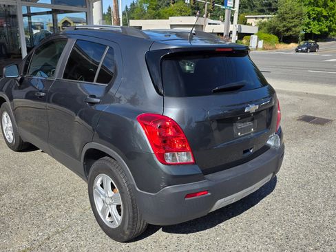 Used 2016 Chevrolet Trax LT image 7