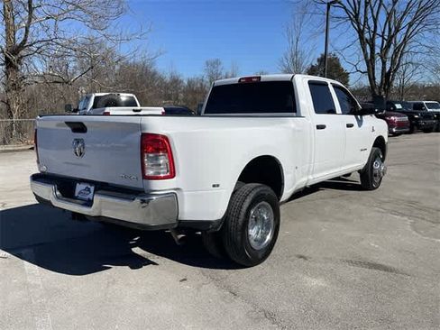 Used 2021 RAM 3500 Tradesman w/ Chrome Appearance Group image 14