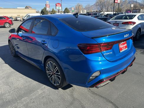 Used 2022 Kia Forte GT w/ GT Technology Package image 4