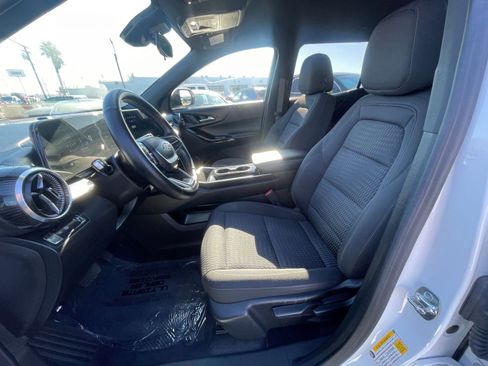 Used 2025 Chevrolet Equinox LT image 27