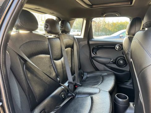 Used 2015 MINI Cooper 4-Door Hardtop image 20