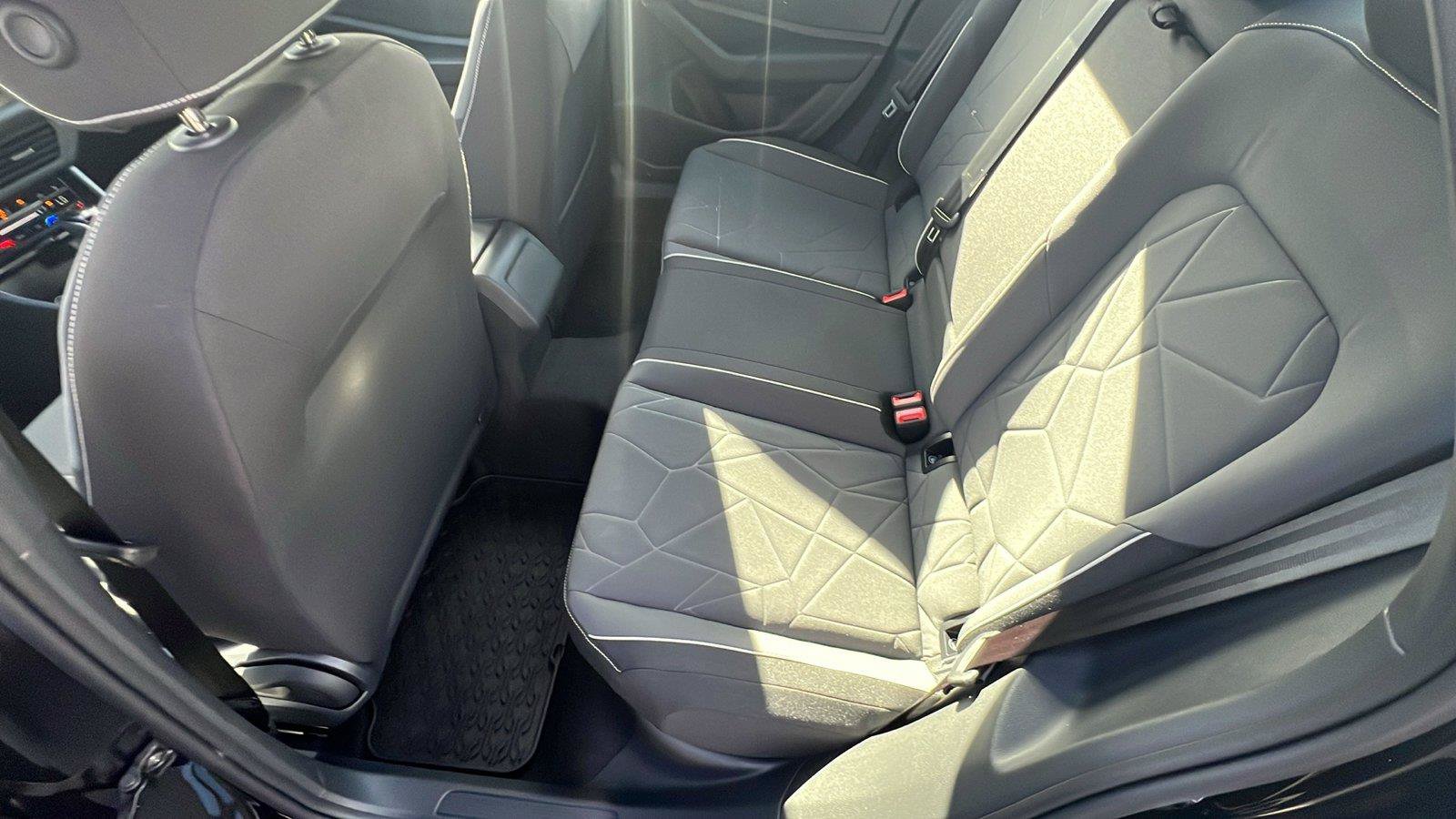 New 2027 Volkswagen Jetta Sport FWD image 9
