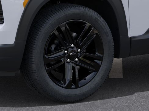 New 2026 Chevrolet TrailBlazer LT w/ Convenience Package AWD/4WD image 9