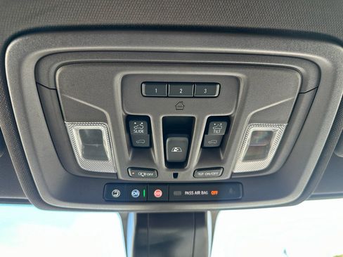 Used 2021 GMC Sierra 1500 Denali w/ Technology Package image 16