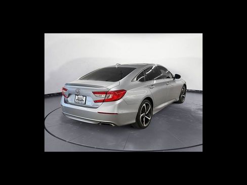 Used 2019 Honda Accord Sport image 6
