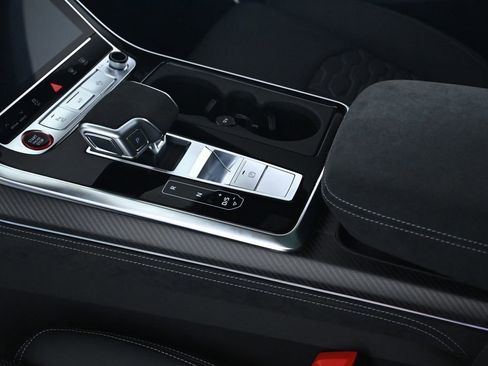 New 2026 Audi RS Q8 performance image 25