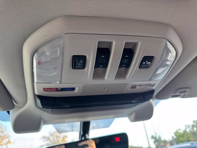 Used 2019 Subaru Ascent Premium AWD/4WD image 28