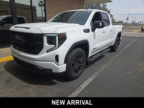 Used 2022 GMC Sierra 1500 Elevation w/ Preferred Package AWD/4WD image 1