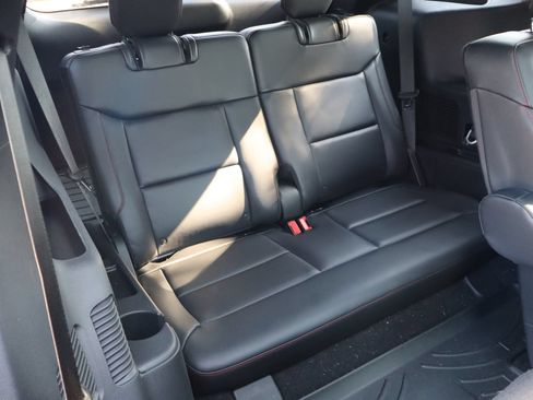 Used 2025 Ford Explorer ST AWD/4WD image 29