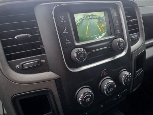 Used 2017 RAM 2500 Tradesman w/ Chrome Appearance Group image 11