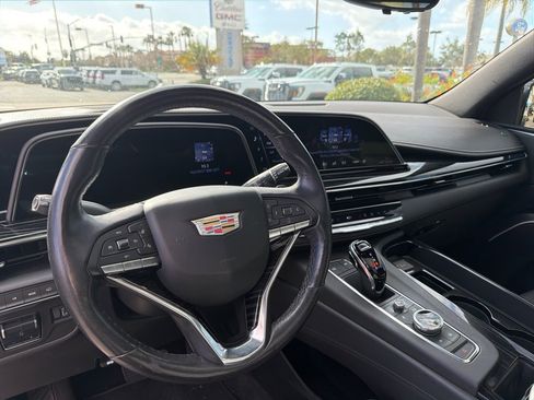 Used 2021 Cadillac Escalade ESV Sport w/ Driver Assist Tech Package image 9