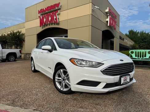 Used 2018 Ford Fusion S FWD image 1