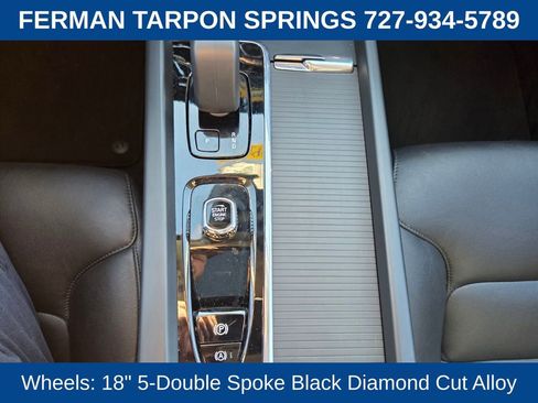 Certified 2025 Volvo XC60 B5 Core image 27