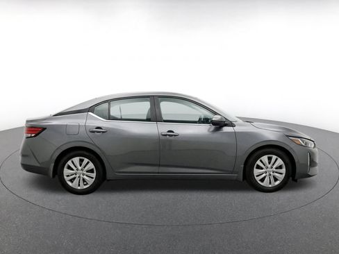 Used 2025 Nissan Sentra S FWD image 10