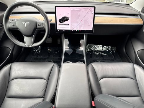 Used 2020 Tesla Model 3 Long Range image 11