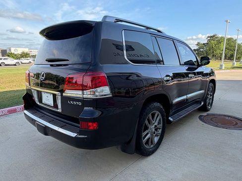 Used 2015 Lexus LX 570 4WD image 5